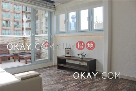 Luxurious penthouse with terrace & balcony | Rental | Wealth Building 富裕大廈 _0