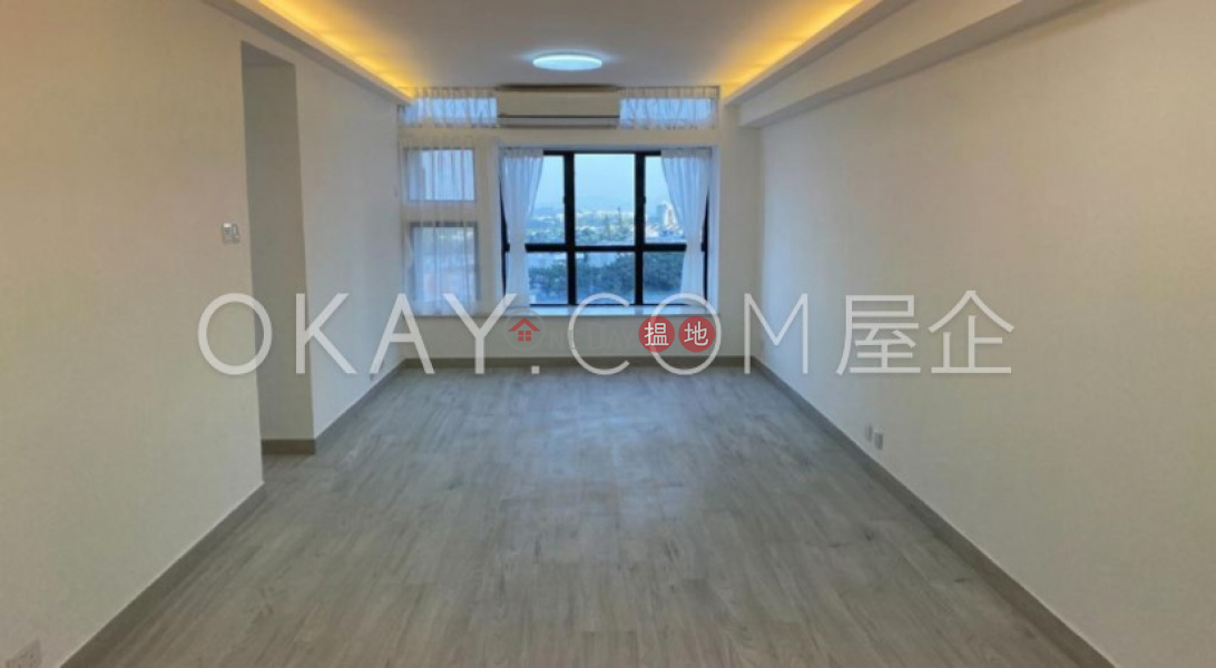 Generous 3 bedroom in Discovery Bay | For Sale | Discovery Bay, Phase 5 Greenvale Village, Greenwood Court (Block 7) 愉景灣 5期頤峰 菘山閣(7座) Sales Listings