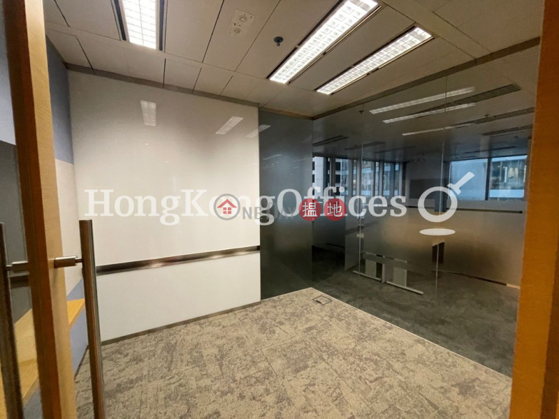 8 Queen\'s Road Central | Middle, Office / Commercial Property | Rental Listings HK$ 256,020/ month