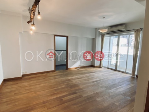 Efficient 2 bedroom with balcony & parking | For Sale | Botanic Terrace Block A 芝蘭台 A座 _0