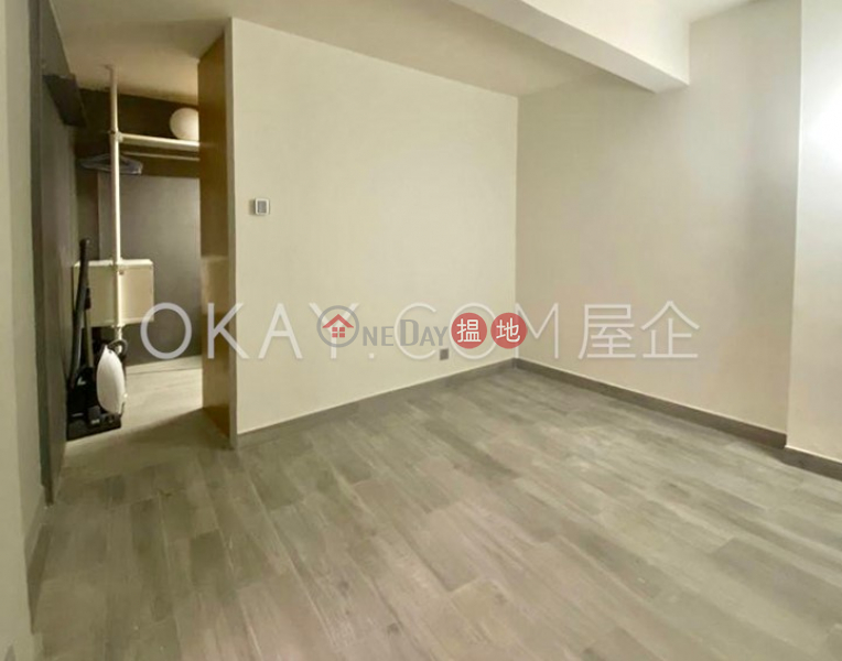 Gorgeous 2 bedroom in Happy Valley | For Sale, 15-17 Village Terrace | Wan Chai District, Hong Kong, Sales | HK$ 13M