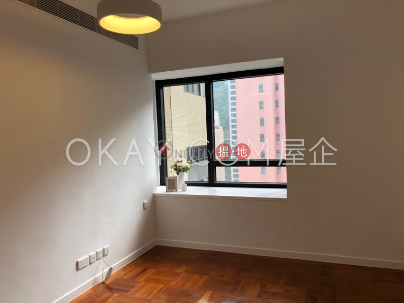 HK$ 136,800/ month | Queen\'s Garden | Central District Gorgeous 2 bed on high floor with harbour views | Rental