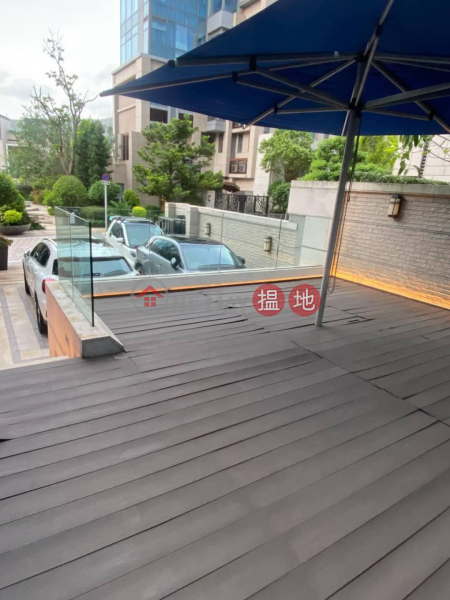 The company can transfer Riva Inna Avenue, underground characteristic unit, five cars in the front yard, 1 Helorus Boulevard | Yuen Long Hong Kong Sales HK$ 22M