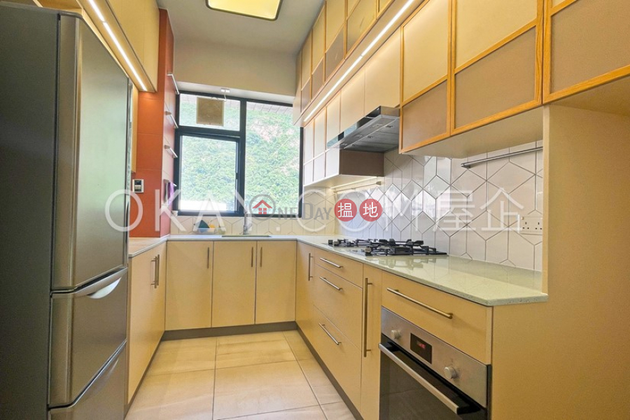 Luxurious 3 bed on high floor with sea views & parking | For Sale | 118 Pok Fu Lam Road | Western District | Hong Kong, Sales | HK$ 36M