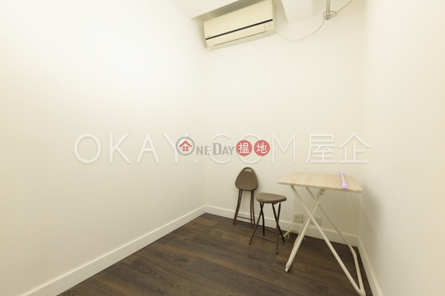 Popular 2 bedroom in Mid-levels West | Rental | Caineway Mansion 堅威大廈 Rental Listings