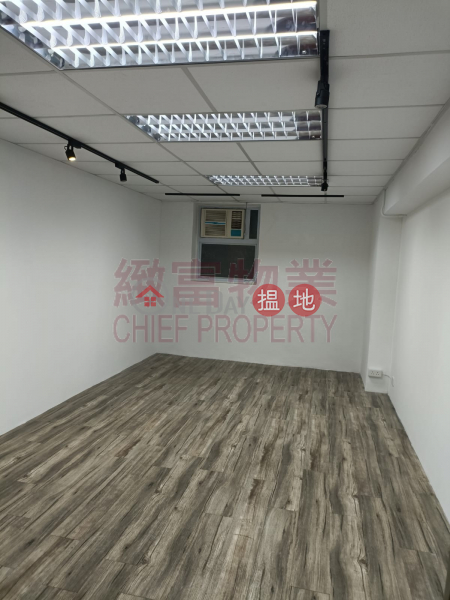 單位實用，鄰近港鐵, Lee King Industrial Building 利景工業大廈 Rental Listings | Wong Tai Sin District (64685)