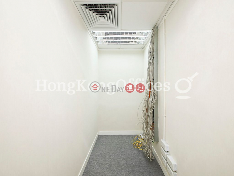 Property Search Hong Kong | OneDay | Office / Commercial Property, Rental Listings Office Unit for Rent at Siu On Centre