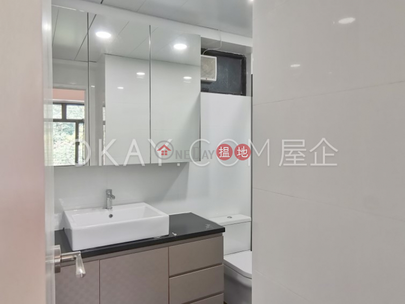 HK$ 45,000/ month | San Francisco Towers Wan Chai District Efficient 3 bedroom with balcony | Rental