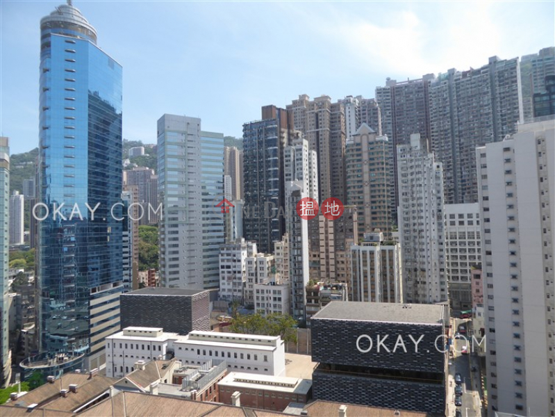 HK$ 30,000/ month Amber Lodge Central District, Rare 1 bedroom on high floor with rooftop & balcony | Rental