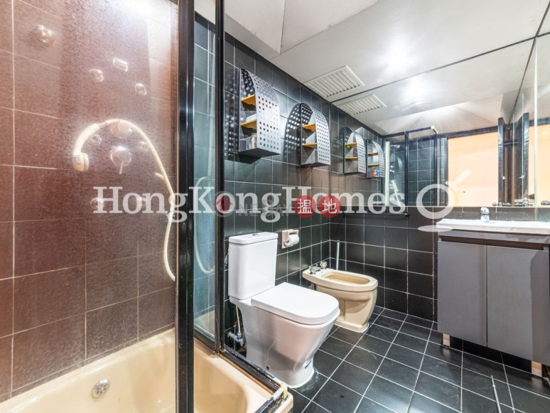 Property Search Hong Kong | OneDay | Residential | Rental Listings | 3 Bedroom Family Unit for Rent at Yee Lin Mansion