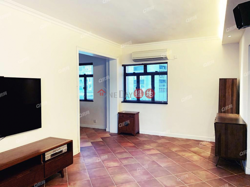 Property Search Hong Kong | OneDay | Residential, Rental Listings | Miramar Villa | 2 bedroom Low Floor Flat for Rent