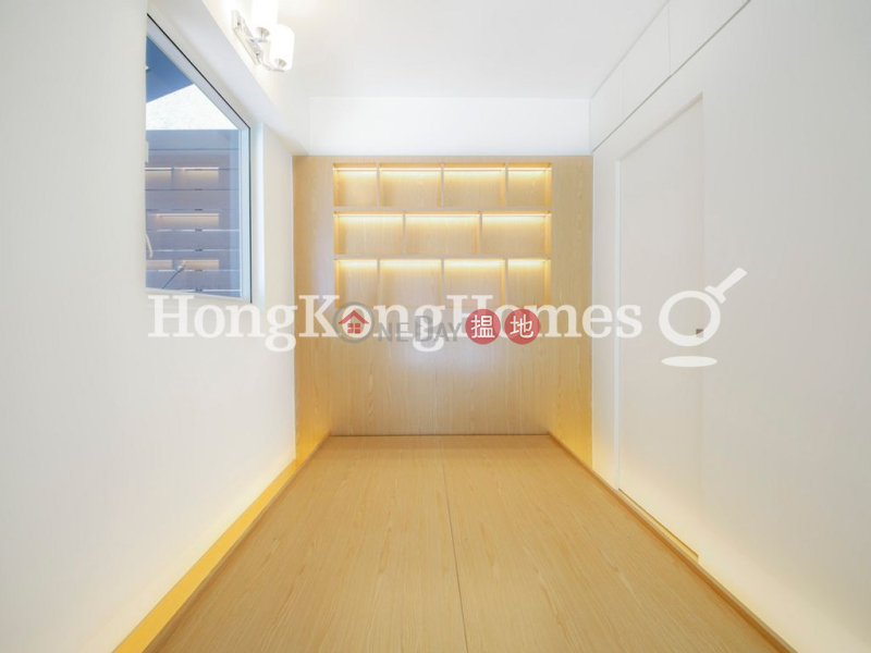 1 Bed Unit for Rent at 1-3 Shin Hing Street | 1-3 Shin Hing Street | Central District Hong Kong Rental HK$ 30,000/ month