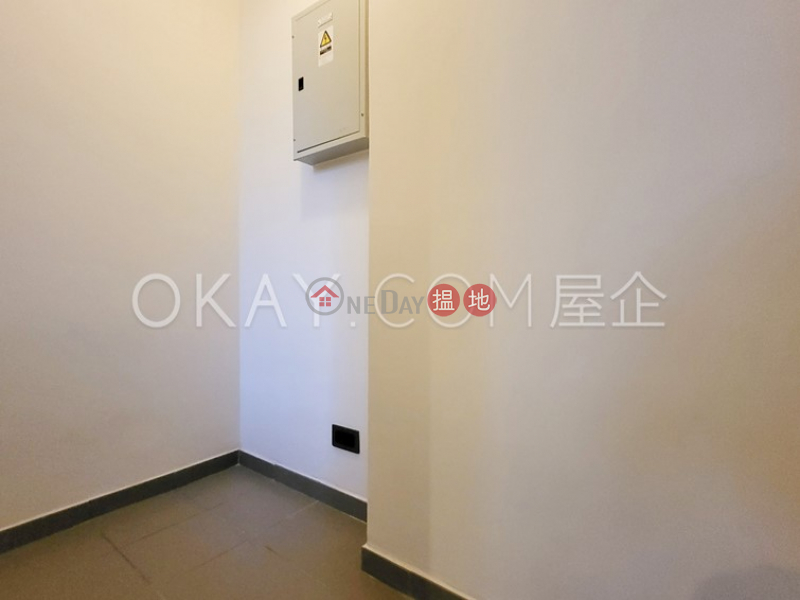 Lovely 3 bedroom on high floor with balcony & parking | Rental | Mount Pavilia Tower 10 傲瀧 10座 Rental Listings