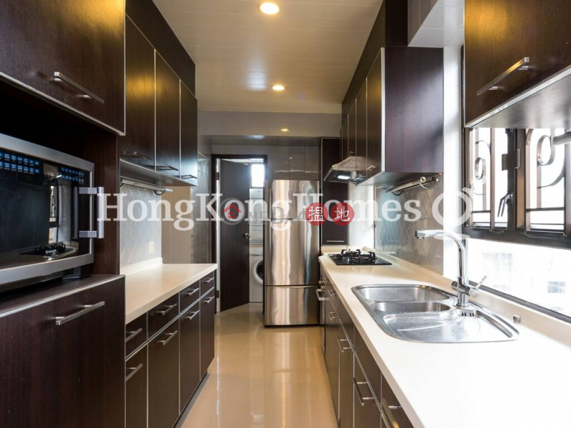 3 Bedroom Family Unit for Rent at Wah Fung Mansion | Wah Fung Mansion 華峯樓 Rental Listings
