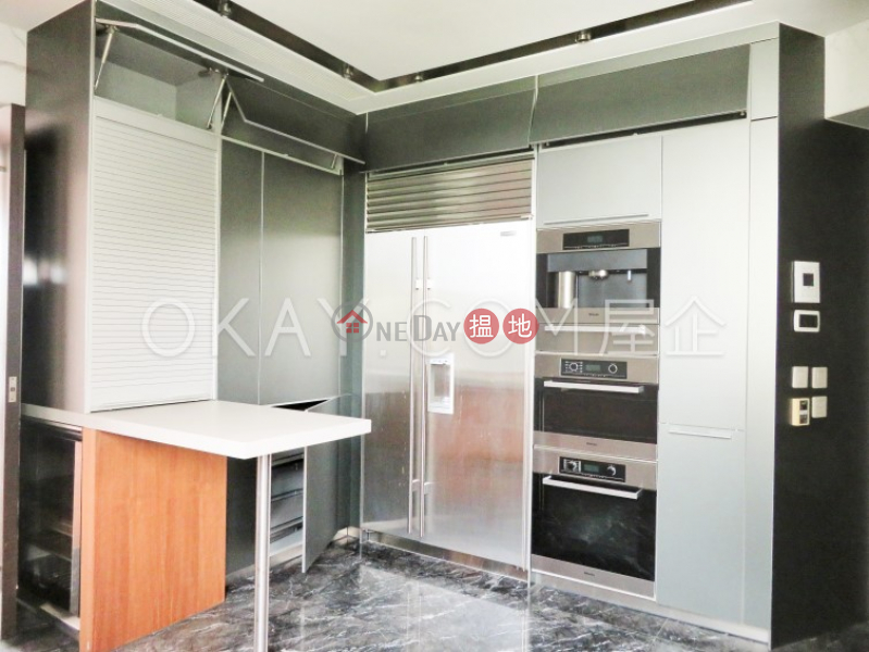 HK$ 120,000/ month | 39 Conduit Road Western District Lovely 3 bedroom with balcony & parking | Rental