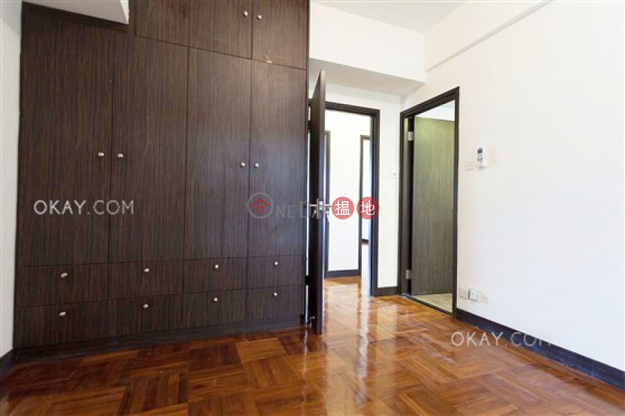 HK$ 46,000/ month 2 Old Peak Road Central District Popular 2 bedroom with sea views & parking | Rental