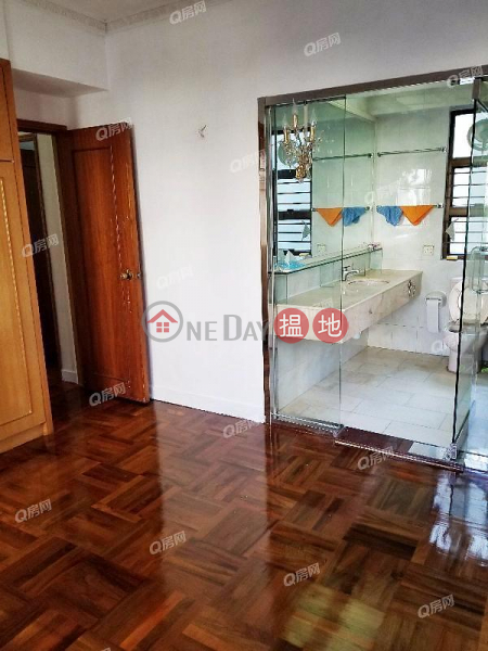 Property Search Hong Kong | OneDay | Residential | Rental Listings Louvre Court | 3 bedroom High Floor Flat for Rent