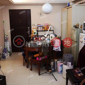 Man Wai Building | 3 bedroom Low Floor Flat for Sale | Man Wai Building 文蔚樓 _0
