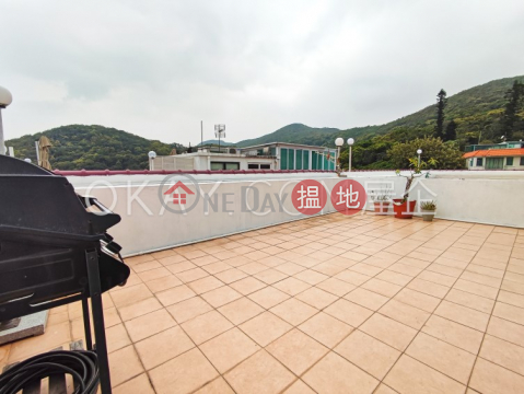 Intimate house on high floor with rooftop & balcony | Rental | Ng Fai Tin Village House 五塊田村屋 _0
