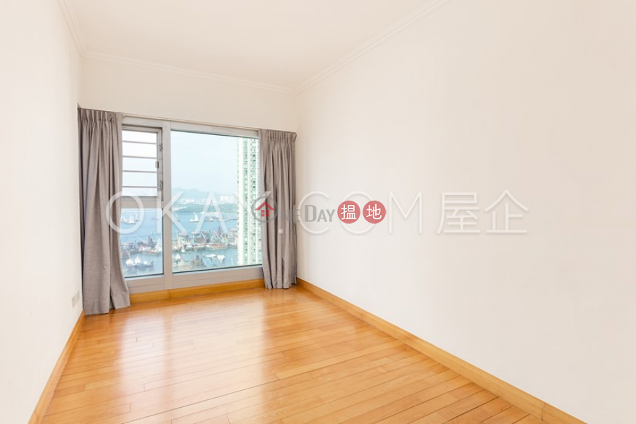 Rare 5 bedroom on high floor with parking | For Sale | The Waterfront Phase 2 Tower 7 漾日居2期7座 Sales Listings