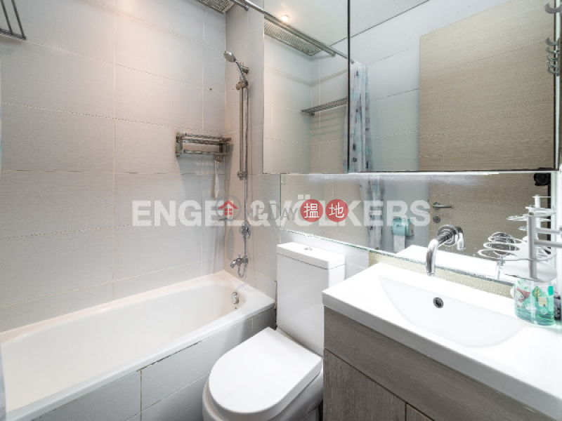 3 Bedroom Family Flat for Sale in Aberdeen, 238 Aberdeen Main Road | Southern District, Hong Kong Sales HK$ 10.48M