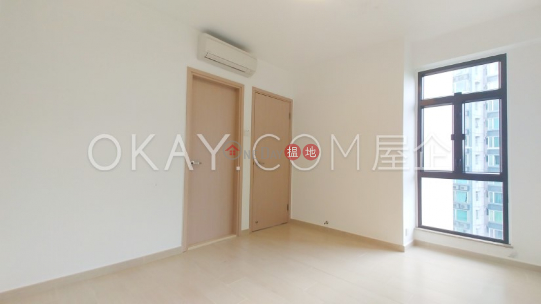 Tasteful 3 bedroom on high floor with balcony | For Sale | Ronsdale Garden 龍華花園 Sales Listings