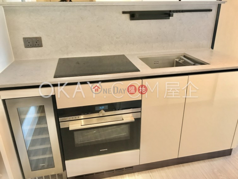 Stylish 2 bedroom with balcony | Rental, Townplace Soho 本舍 Rental Listings | Western District (OKAY-R384079)