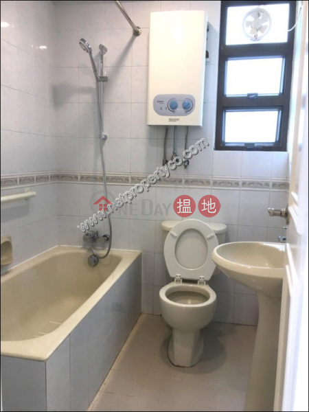 HK$ 60,000/ month Swiss Towers | Wan Chai District Spacious apartment for rent in Mid-Levels