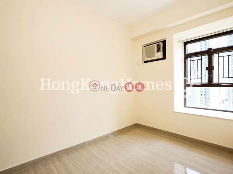HK$ 25,000/ month, Wai Wah Court, Western District 3 Bedroom Family Unit for Rent at Wai Wah Court