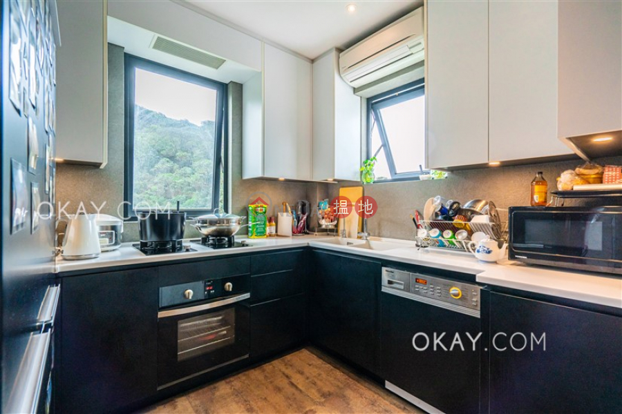 Luxurious 3 bed on high floor with rooftop & parking | For Sale 96 Pok Fu Lam Road | Western District | Hong Kong, Sales, HK$ 40.88M