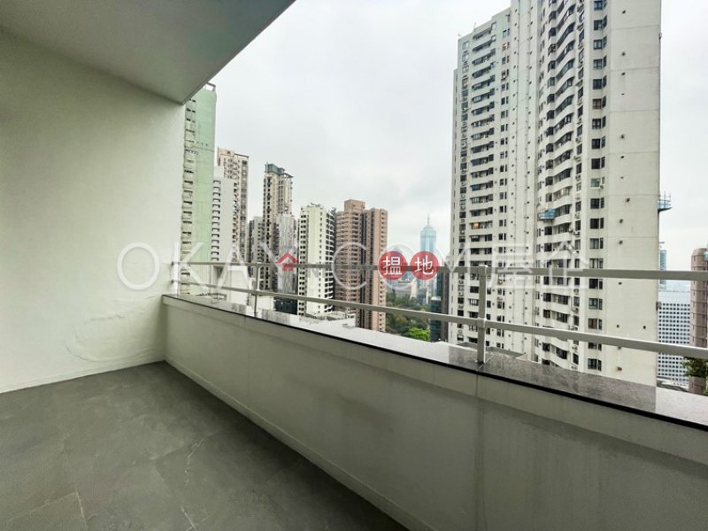 Property Search Hong Kong | OneDay | Residential Rental Listings, Exquisite 3 bed on high floor with balcony & parking | Rental