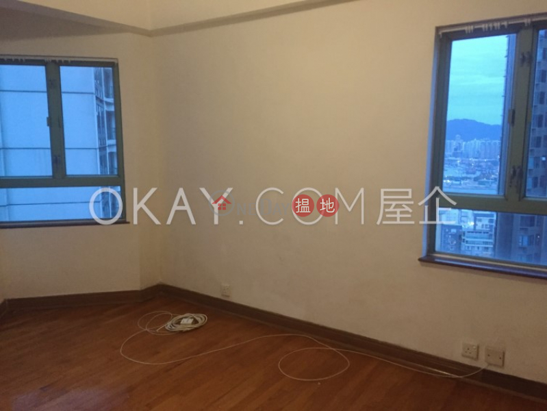 Elegant 3 bedroom on high floor with sea views | Rental | 2 Seymour Road | Western District | Hong Kong Rental HK$ 32,000/ month