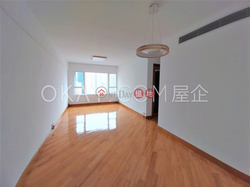 Efficient 2 bedroom with parking | For Sale | Block B Grandview Tower 慧景臺 B座 Sales Listings