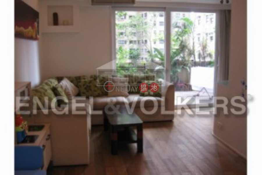 HK$ 68,000/ month Roc Ye Court, Western District | 4 Bedroom Luxury Flat for Rent in Mid Levels West