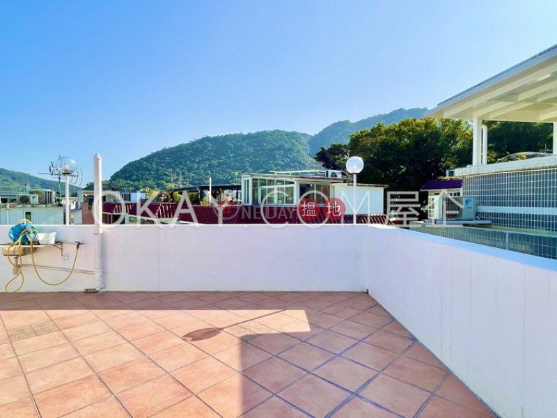 Cozy house on high floor with rooftop & balcony | For Sale | Sai Keng Village House 西徑村村屋 Sales Listings