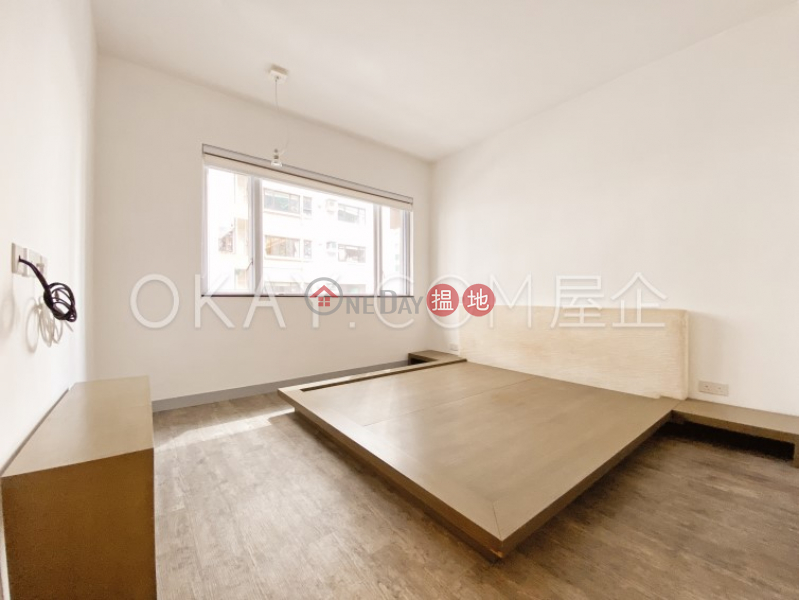 Elegant 3 bedroom with balcony & parking | Rental | Yee Lin Mansion 彝年大廈 Rental Listings