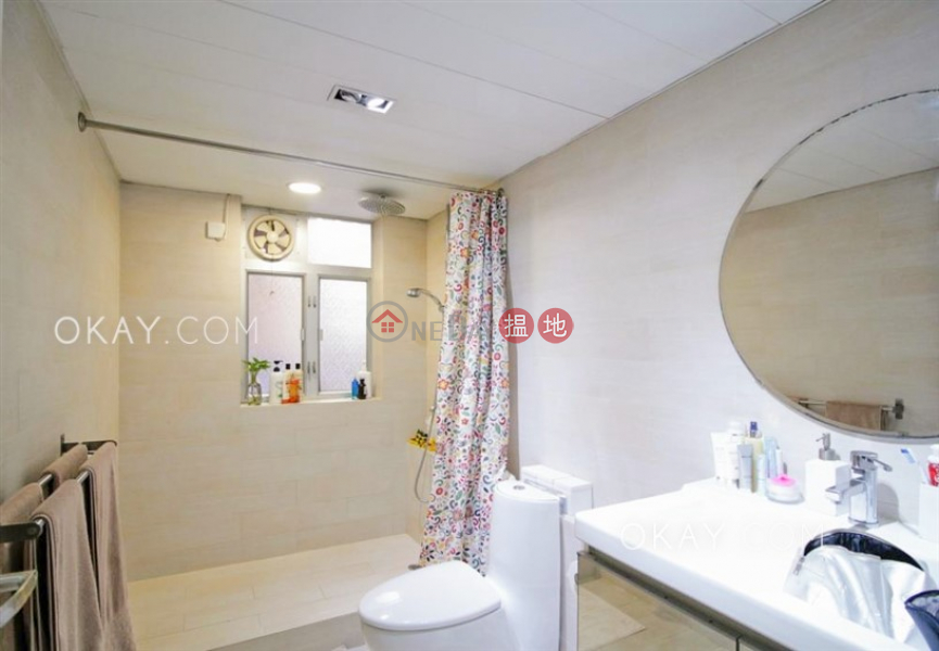 HK$ 39,000/ month | Winsome House Western District | Lovely 2 bedroom with terrace | Rental