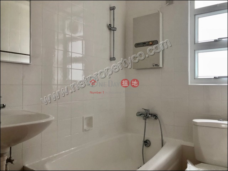HK$ 38,000/ month, Amber Garden Wan Chai District | Residential for Rent in Happy Valley with Rooftop