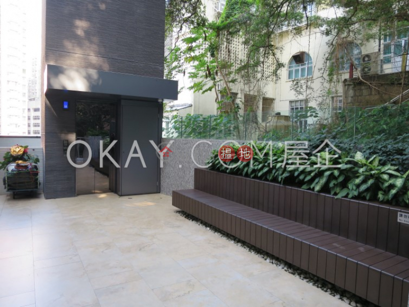 Stylish 2 bedroom with balcony | Rental, High West 曉譽 Rental Listings | Western District (OKAY-R211709)