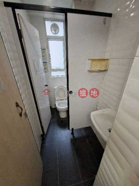 TEL: 98755238 near MTR | 188-190 Hennessy Road | Wan Chai District, Hong Kong Rental HK$ 31,000/ month