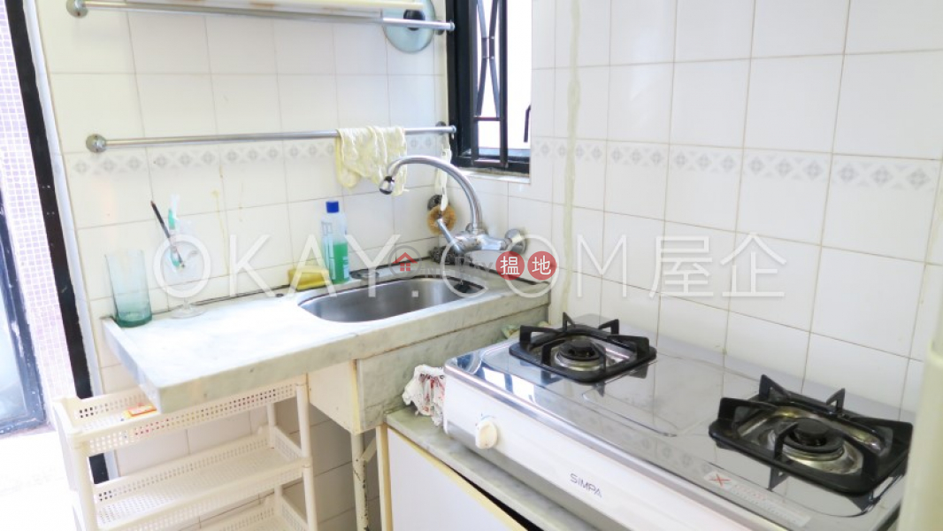 Property Search Hong Kong | OneDay | Residential Sales Listings Intimate 2 bedroom with terrace | For Sale