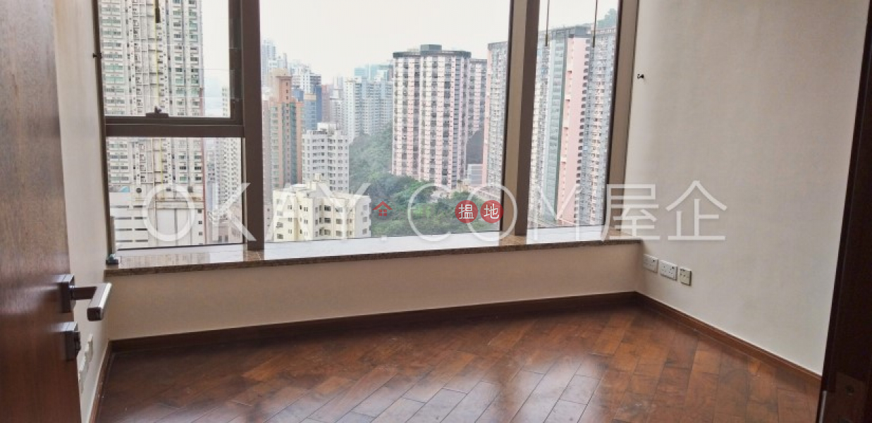 HK$ 65,000/ month | The Signature Wan Chai District Stylish 4 bedroom with balcony & parking | Rental