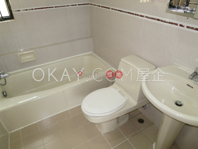 HK$ 2,000萬|俊賢花園|西區3房2廁,連車位俊賢花園出售單位