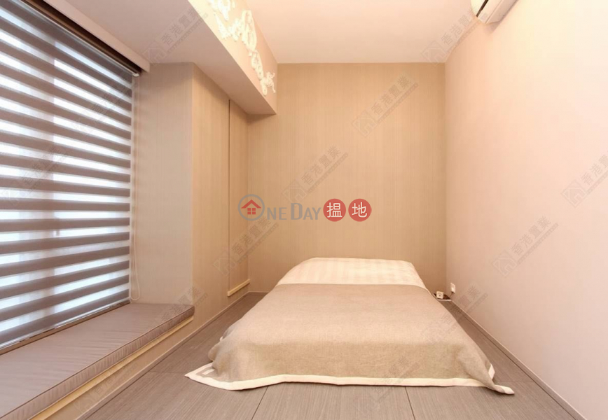 HK$ 26.8M | Grand Austin Tower 5 | Yau Tsim Mong | Three-bedroom unit at Grand Austin
