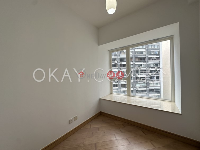 HK$ 29,000/ month, The Icon Western District Generous 2 bedroom on high floor with balcony | Rental