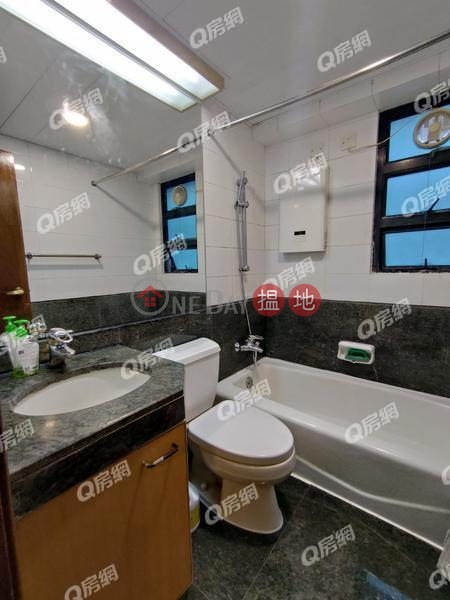 HK$ 25,000/ month, Fairview Height, Western District, Fairview Height | 3 bedroom Low Floor Flat for Rent