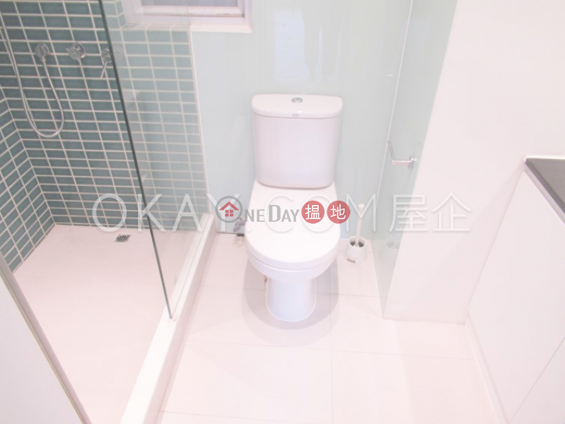 HK$ 25,000/ 月|嘉年華閣-中區|2房2廁,實用率高嘉年華閣出租單位