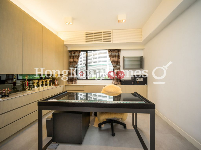 3 Bedroom Family Unit for Rent at Greenland Court | Greenland Court 恆翠園 Rental Listings