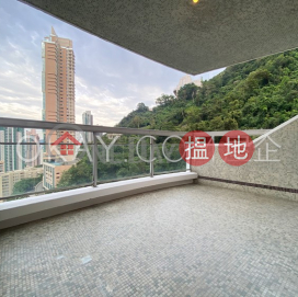 Beautiful 3 bedroom with balcony & parking | Rental