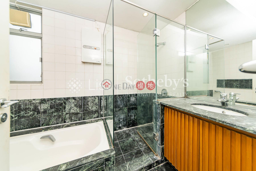 Property for Rent at The Rozlyn with 4 Bedrooms | The Rozlyn The Rozlyn Rental Listings